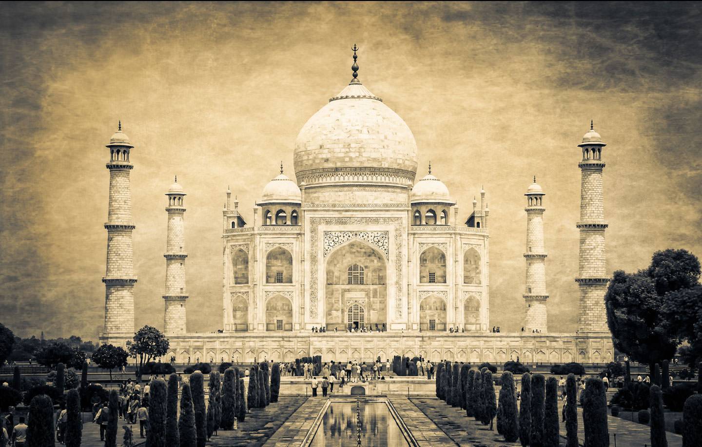 Taj An architectural marvel & epitome of love