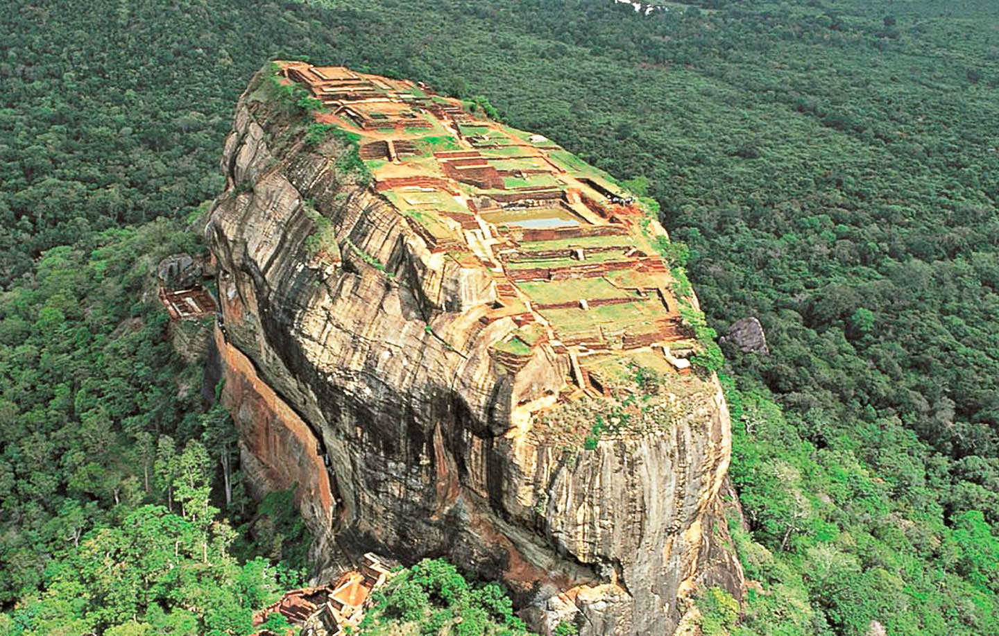 Sri Lanka : Jewel of the Indian Ocean